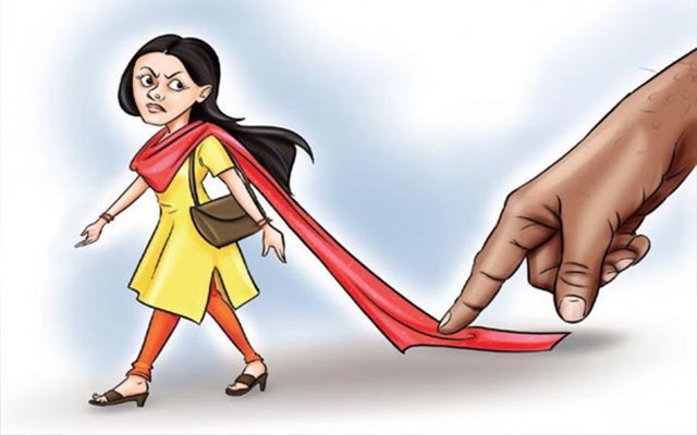 महिला ने 10 पुरुषों पर दर्ज कराए दुष्कर्म-छेडड़ाड़ के केस, हाईकोर्ट बोला- इसने तो हनीट्रैप को भी पीछे छोड़ दिया; दिया ये आदेश