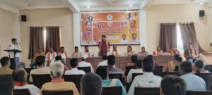 मनोज तिवारी और रवि किशनआगमन को ले भाजपा जिला कार्यालय में की गई बैठक.
