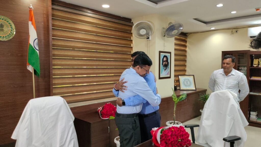 रांची के नये उपायुक्त मंजूनाथ भजंत्री ने किया पदभार रांची के नये उपायुक्त मंजूनाथ भजंत्री ने किया पदभार