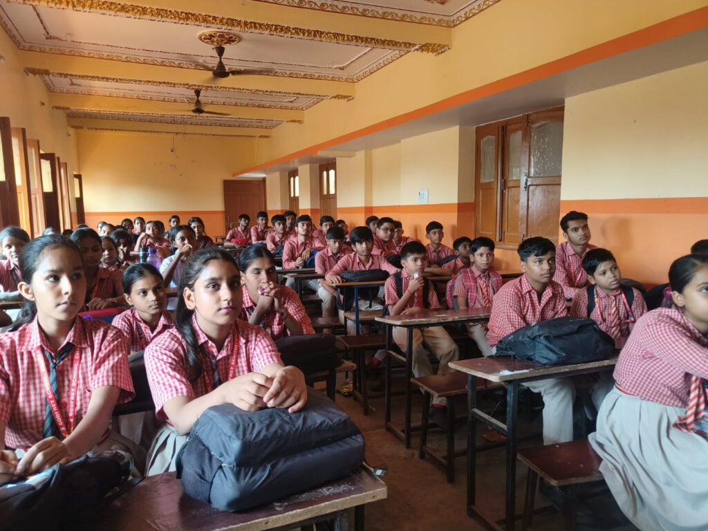 महात्मा गांधी और लाल बहादुर शास्त्री जी के आदर्शों को जीवन में उतरना ही राष्ट्र निर्माता के प्रति सच्ची श्रद्धांजलि: आलोक कुमार दूबे राष्ट्रीय अध्यक्ष पासवा महात्मा गांधी और लाल बहादुर शास्त्री जी के आदर्शों को जीवन में उतरना ही राष्ट्र निर्माता के प्रति सच्ची श्रद्धांजलि: आलोक कुमार दूबे राष्ट्रीय अध्यक्ष पासवा