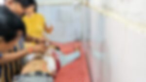 चंदा करने के क्रम में दुकानदार से हुआ नोक झोक, दुकानदार ने चाकू से किया हमला,हुआ घायल