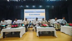 दशहरा पर्व को लेकर टाउन हॉल में जिला स्तरीय शांति समिति की बैठक संपन्न