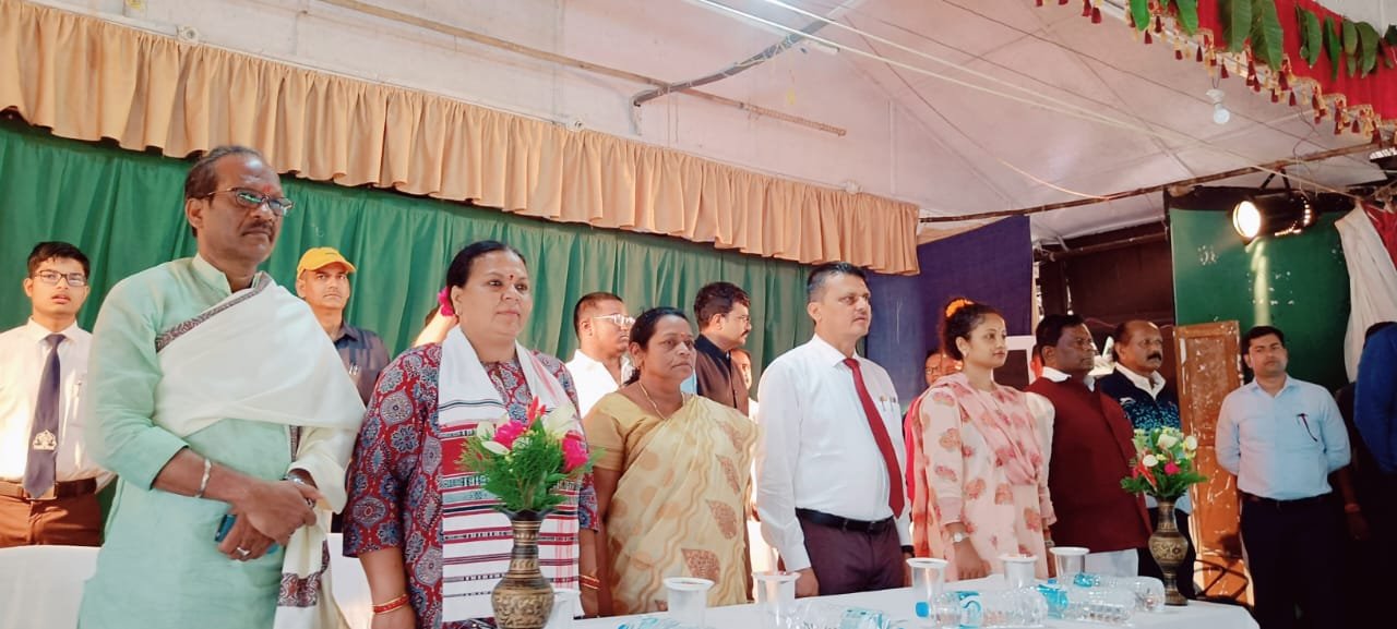 मंत्री बेबी देवी,कृषि मंत्री दीपिका पांडेय सिंह,एवं विधायक कल्पना मुर्मू सोरेन का हुआ नेतरहाट आगमन मंत्री बेबी देवी,कृषि मंत्री दीपिका पांडेय सिंह,एवं विधायक कल्पना मुर्मू सोरेन का हुआ नेतरहाट आगमन