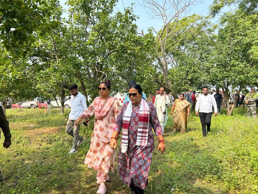 मंत्री बेबी देवी,कृषि मंत्री दीपिका पांडेय सिंह,एवं विधायक कल्पना मुर्मू सोरेन का हुआ नेतरहाट आगमन मंत्री बेबी देवी,कृषि मंत्री दीपिका पांडेय सिंह,एवं विधायक कल्पना मुर्मू सोरेन का हुआ नेतरहाट आगमन