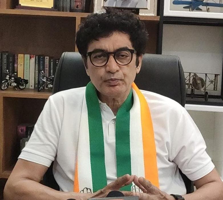 पूर्वी जमशेदपुर में मुकाबला जबरदस्त,डॉ अजय हैवी वेट उम्मीदवार,पूर्णिमा दास से होगी कांटे की टक्कर पूर्वी जमशेदपुर में मुकाबला जबरदस्त,डॉ अजय हैवी वेट उम्मीदवार,पूर्णिमा दास से होगी कांटे की टक्कर