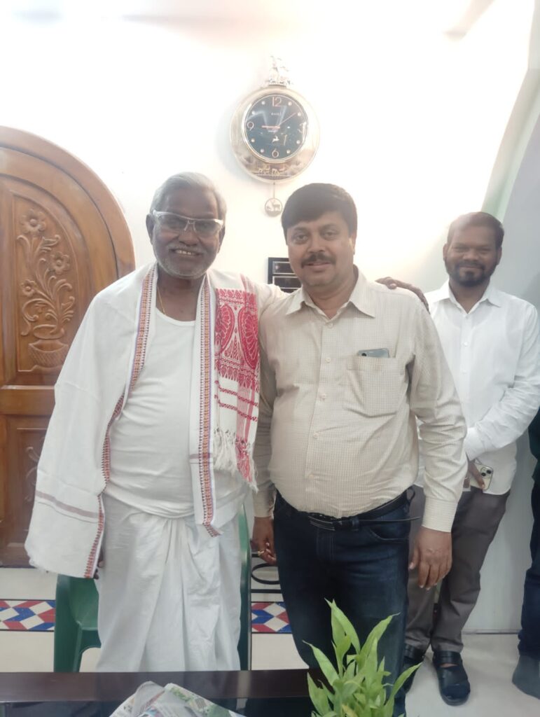 राजनीति में कोई किसी का स्थाई दोस्त या दुश्मन नहीं राजनीति में कोई किसी का स्थाई दोस्त या दुश्मन नहीं