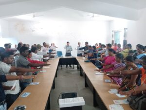 मतदान प्रतिशत बढ़ाने को लेकर जलसहिया एवं राशन डीलरों के साथ बीडीओ ने किया बैठक