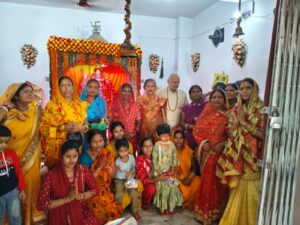 शारदीय नवरात्र का 9 वा दिन मंदिरों एवं पंडालो में किया जा रहा है कुंवारी कन्या पूजन का आयोजन
