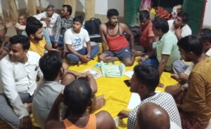 दुर्गा पूजा समिति पाण्डेयपुरा की ओर से पूजा सफल कराने के लिए रखी गई विशेष बैठक.