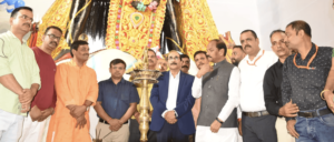 टेल्को में 22 फीट ऊँची माँ काली पूजा पंडाल का ओडिशा के राज्यपाल रघुवर दास ने किया उद्घाटन