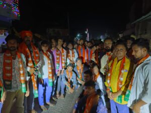 गढ़वा:बिशुनपुरा में सैकड़ों युवाओं ने थामा भाजपा का दामन
