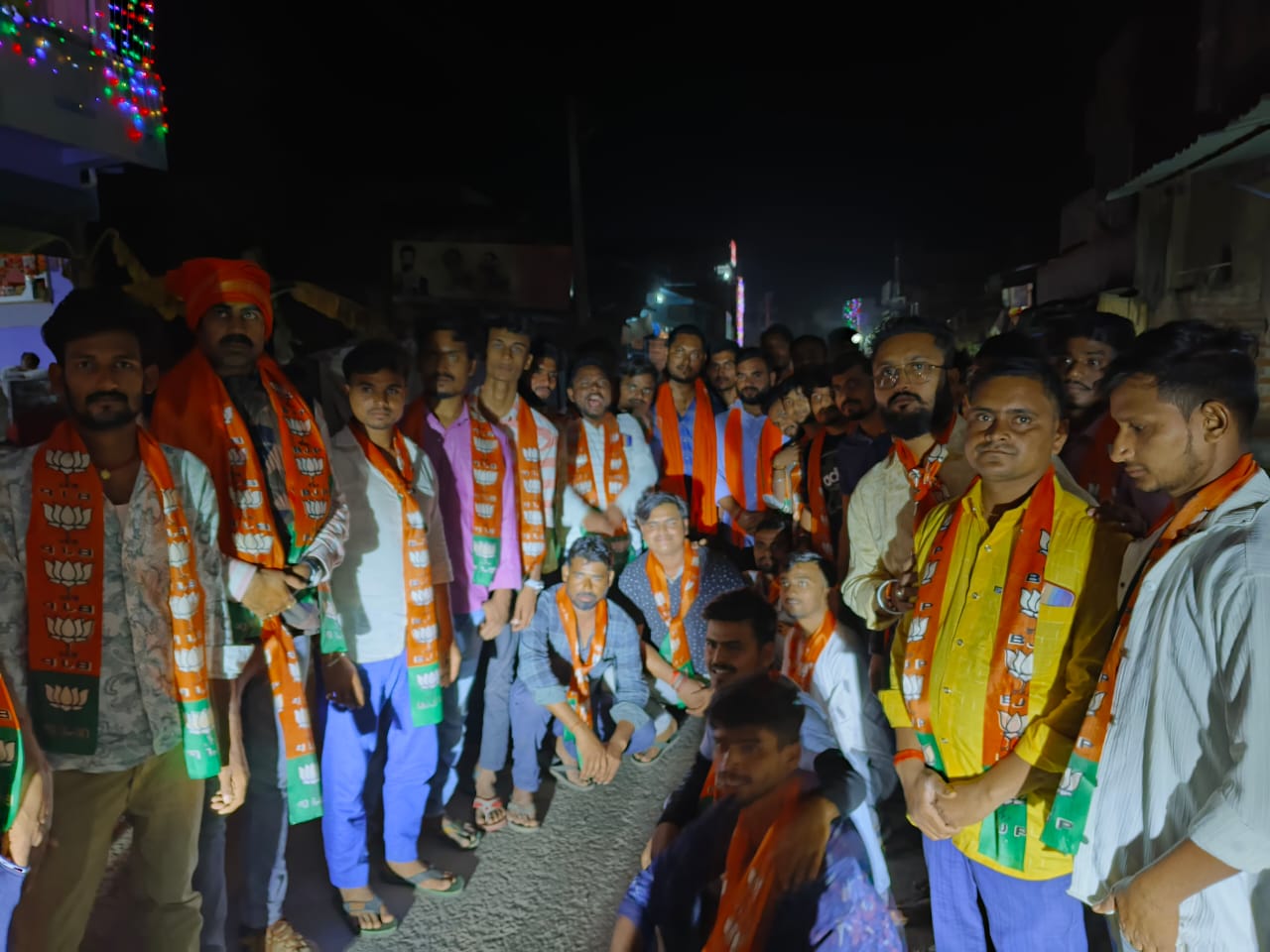 गढ़वा:बिशुनपुरा में सैकड़ों युवाओं ने थामा भाजपा का दामन