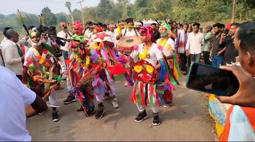 सतबरवा:पलामू किला मेला में दो दिवसीय जतरा मेला का आयोजन,उमड़ा जन सैलाब सतबरवा:पलामू किला मेला में दो दिवसीय जतरा मेला का आयोजन,उमड़ा जन सैलाब
