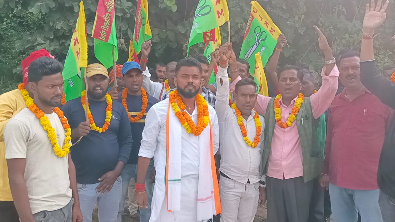 भाजपा और जेएमएम के दर्जनों कार्यकर्ताओं ने झारखंड लोकतांत्रिक क्रांतिकारी मोर्चा (जेएलकेएम) में हुए शामिल