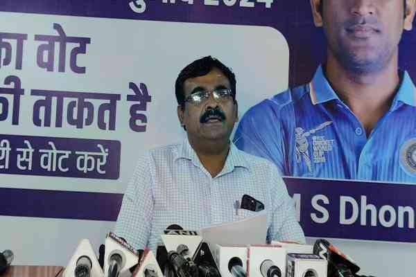 राज्य में 13634 लाइसेंस आर्म्स डिपॉजिट : के रवि कुमार