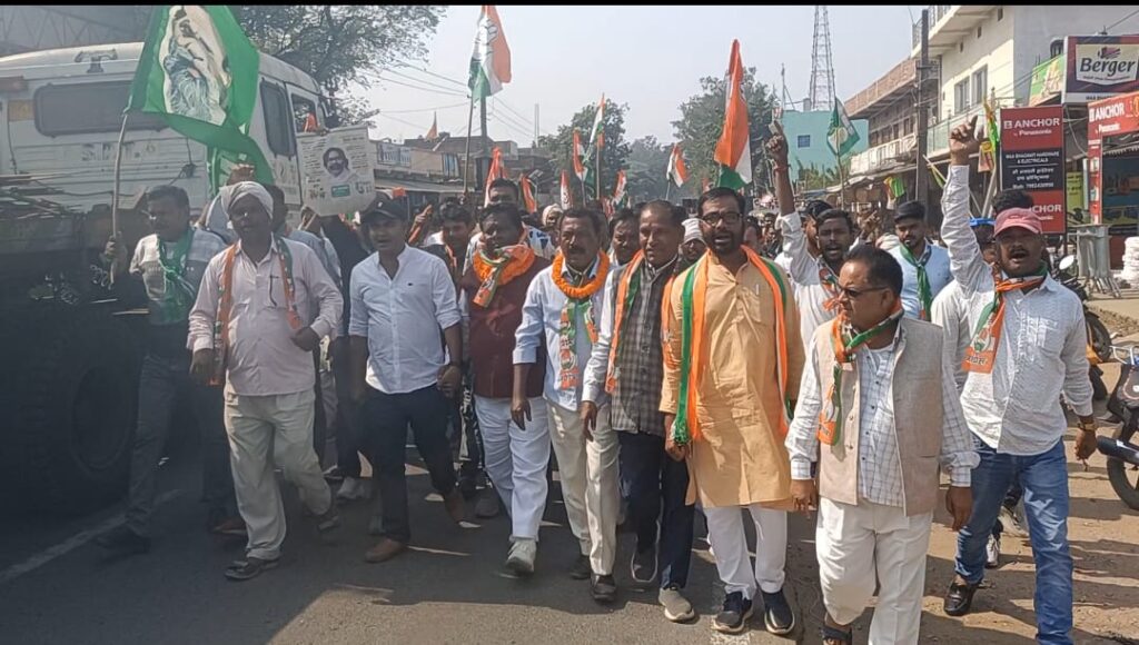 मनिका:कांग्रेस का चुनावी कार्यालय का हुआ उद्घाटन मनिका:कांग्रेस का चुनावी कार्यालय का हुआ उद्घाटन