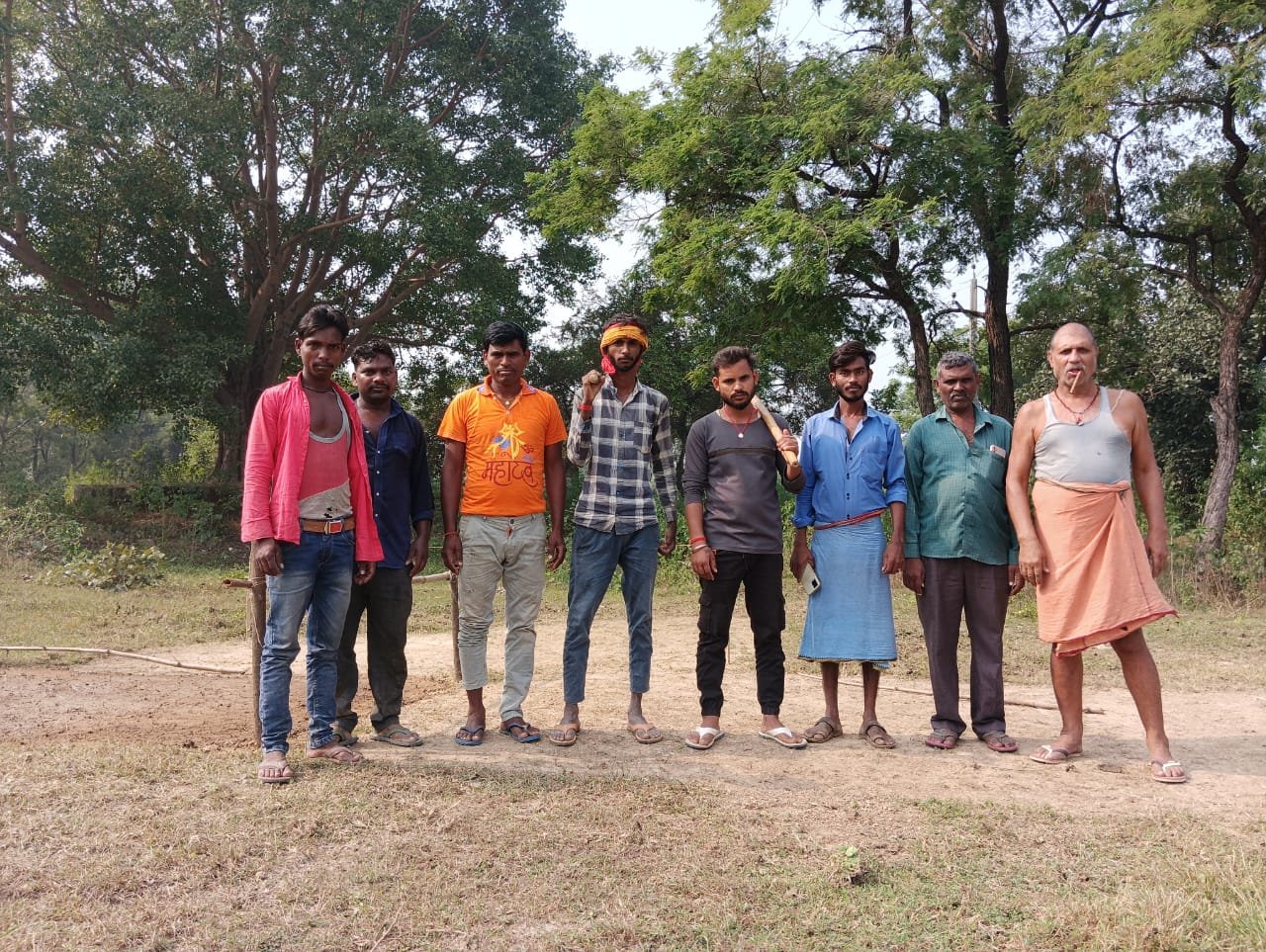 नारायण नदी छठ घाट का ग्रामीणों द्वारा किया गया साफ सफाई नारायण नदी छठ घाट का ग्रामीणों द्वारा किया गया साफ सफाई