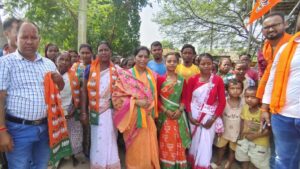 मीरा मुंडा को पोटका के हर क्षेत्र से मिल रहा समर्थन