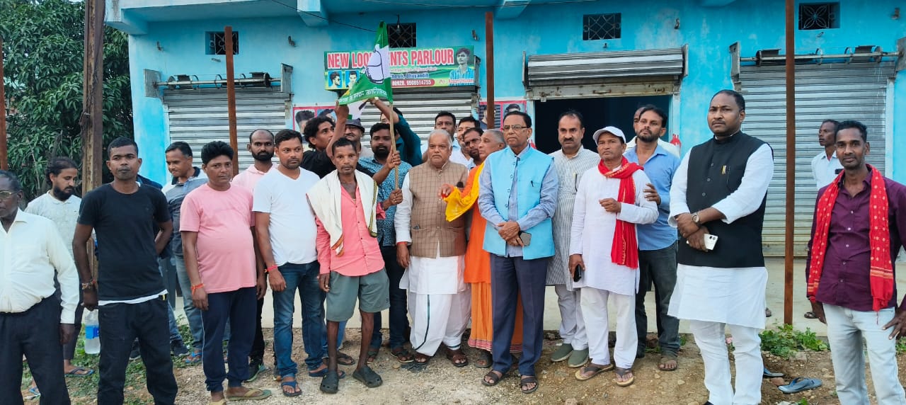 बिहार के मंत्री श्रवण कुमार, राजा पीटर के लिए वोट मांगे