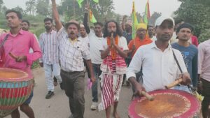 देवेन्द्र नाथ महतो विभिन्न पंचायतों में चलाया जन संपर्क अभियान