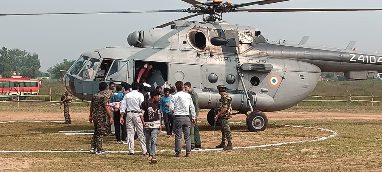 65 हेली ड्रॉपिंग बूथ के लिए पीठासीन, प्रथम मतदान पदाधिकारियों को किया गया रवाना 65 हेली ड्रॉपिंग बूथ के लिए पीठासीन, प्रथम मतदान पदाधिकारियों को किया गया रवाना