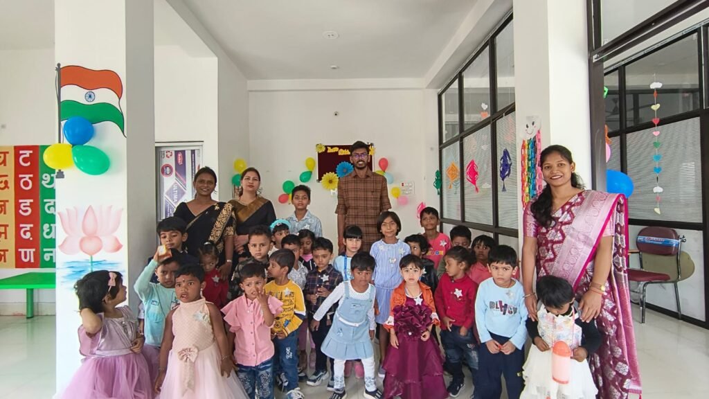 डीएवी सरला स्कूल तुपुदाना में देश के प्रथम प्रधानमंत्री पंडित जवाहरलाल नेहरू की जयंती के अवसर पर बाल महोत्सव का किया गया आयोजन। डीएवी सरला स्कूल तुपुदाना में देश के प्रथम प्रधानमंत्री पंडित जवाहरलाल नेहरू की जयंती के अवसर पर बाल महोत्सव का किया गया आयोजन।