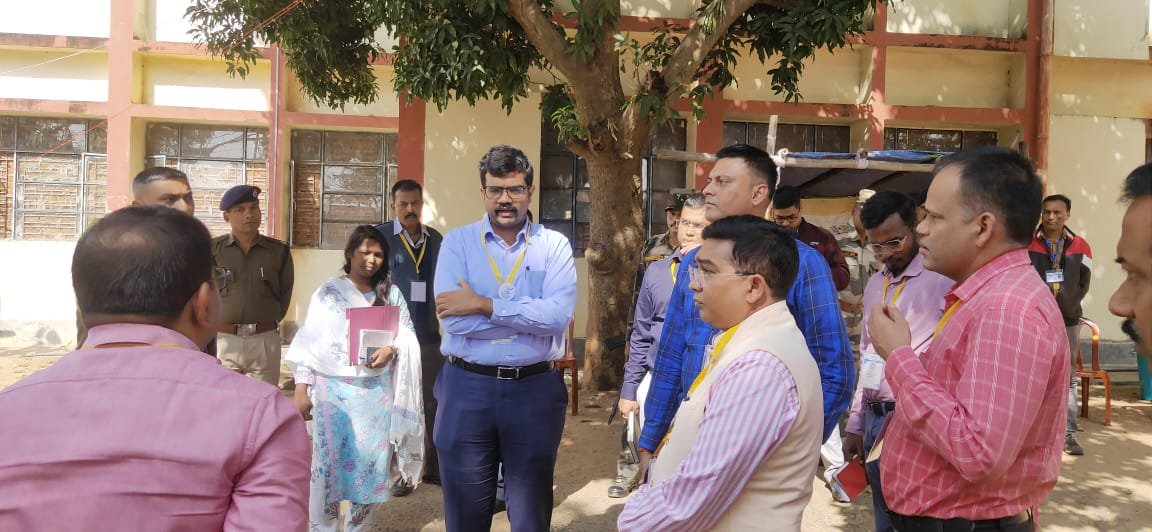 उपायुक्त एवं पुलिस अधीक्षक ने मतगणना केंद्र का किया निरीक्षण, अधिकारियों को दिए  दिशा निर्देश
