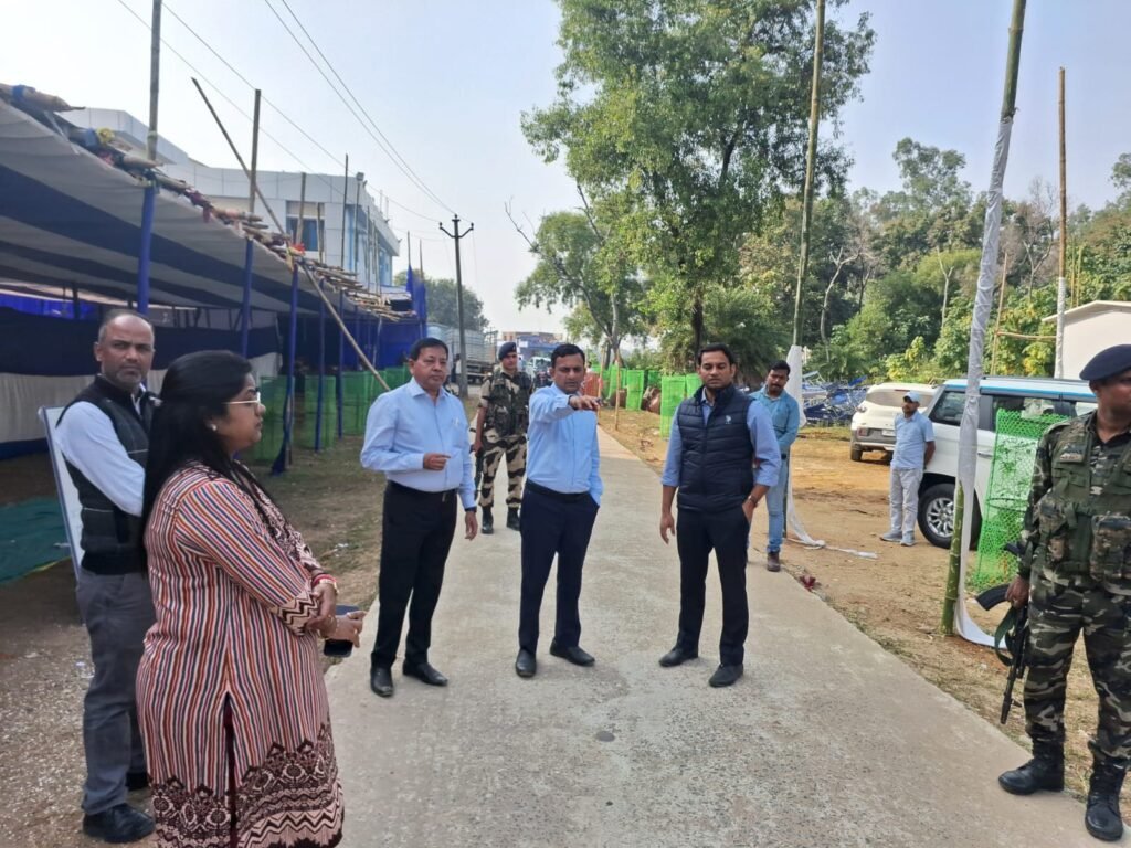 23 नवंबर को मतगणना करने वाले कर्मियों को दिया गया प्रशिक्षण 23 नवंबर को मतगणना करने वाले कर्मियों को दिया गया प्रशिक्षण