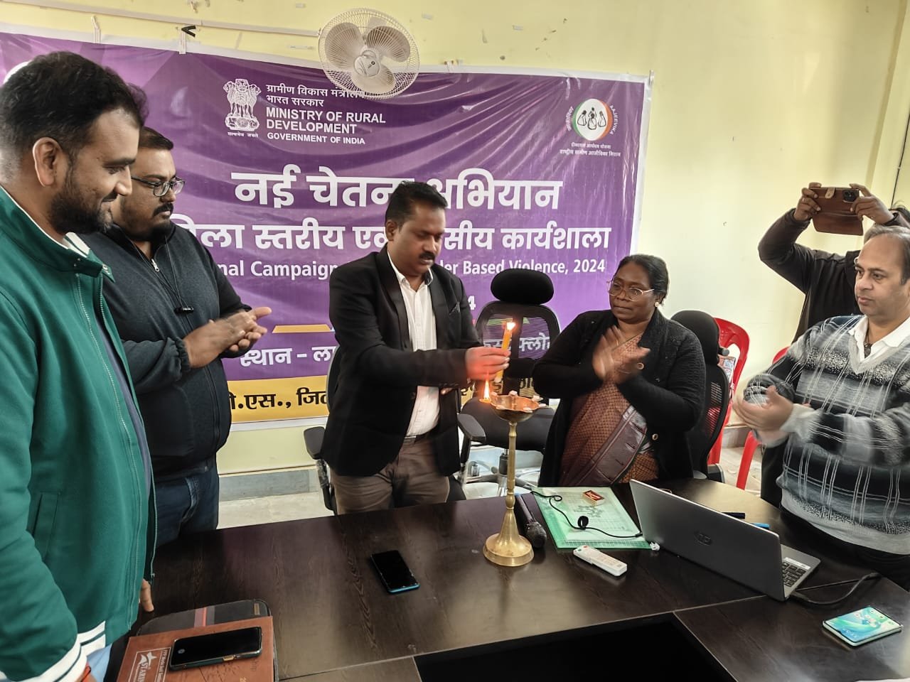 जेंडर आधारित नई चेतना अभियान को लेकर जिला स्तरीय एक दिवसीय कार्यशाला का हुआ आयोजन जेंडर आधारित नई चेतना अभियान को लेकर जिला स्तरीय एक दिवसीय कार्यशाला का हुआ आयोजन