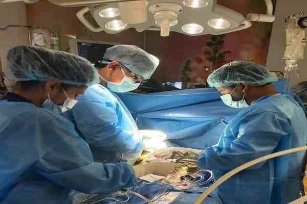 दिल की जटिल बीमारी से पीड़ित मरीज का रिम्स में सफल ऑपरेशन दिल की जटिल बीमारी से पीड़ित मरीज का रिम्स में सफल ऑपरेशन