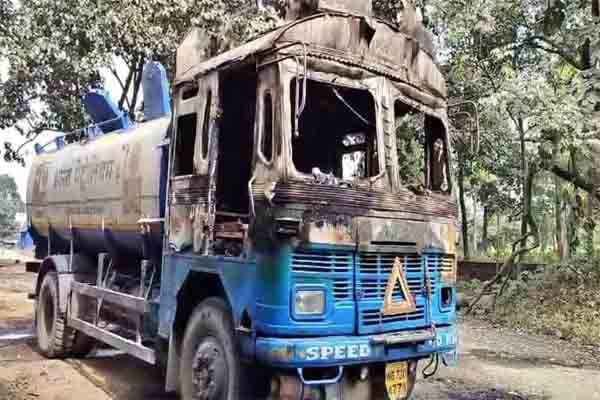 अपराधियों ने श्रीराम कंस्ट्रक्शन के साइट पर फायरिंग कर वाहन को जलाया, जांच में जुटी पुलिस