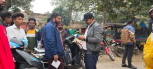 मोटरयान निरीक्षक और सड़क सुरक्षा प्रबंधन के संयुक्त तत्वाधान में चलाया गया वाहन जांच अभियान,कई  से वसूला गया जुर्माना