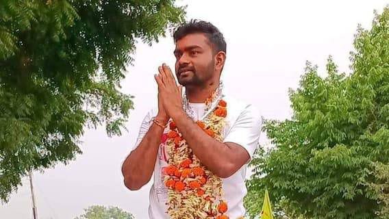डुमरी विधायक जयराम महतो आतिशबाजी में झुलस गये,इलाज कराने आये राँची डुमरी विधायक जयराम महतो आतिशबाजी में झुलस गये,इलाज कराने आये राँची