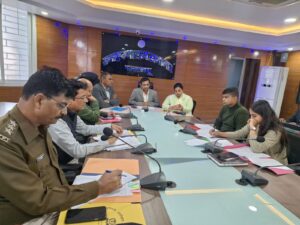 उपायुक्त ने सड़क सुरक्षा समिति की बैठक की