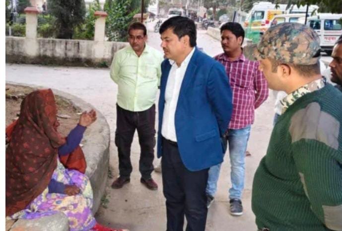 एसडीपीओ ने सदर अस्पताल का किया औचक निरीक्षण, पिछले 3 साल से रखे हुए है बड़ी संख्या में वेंटिलेटर एसडीपीओ ने सदर अस्पताल का किया औचक निरीक्षण, पिछले 3 साल से रखे हुए है बड़ी संख्या में वेंटिलेटर