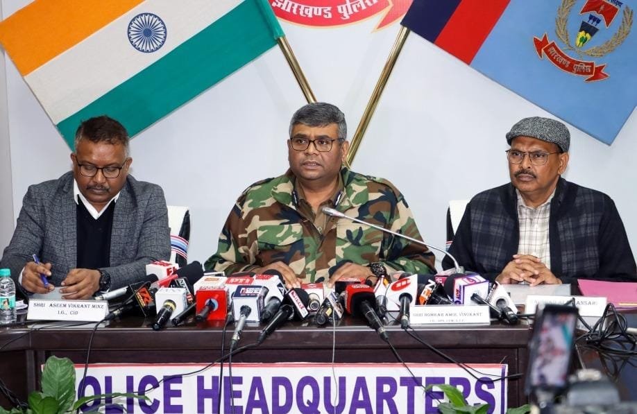वर्ष-2024 में अब तक 24 नक्सलियों ने पुलिस के समक्ष किया आत्मसमर्पण, देखें लिस्ट वर्ष-2024 में अब तक 24 नक्सलियों ने पुलिस के समक्ष किया आत्मसमर्पण, देखें लिस्ट