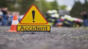 बीड़ी पत्ता ट्रक को कार ने पीछे से मारा जोरदार टक्कर,तीन की मौत