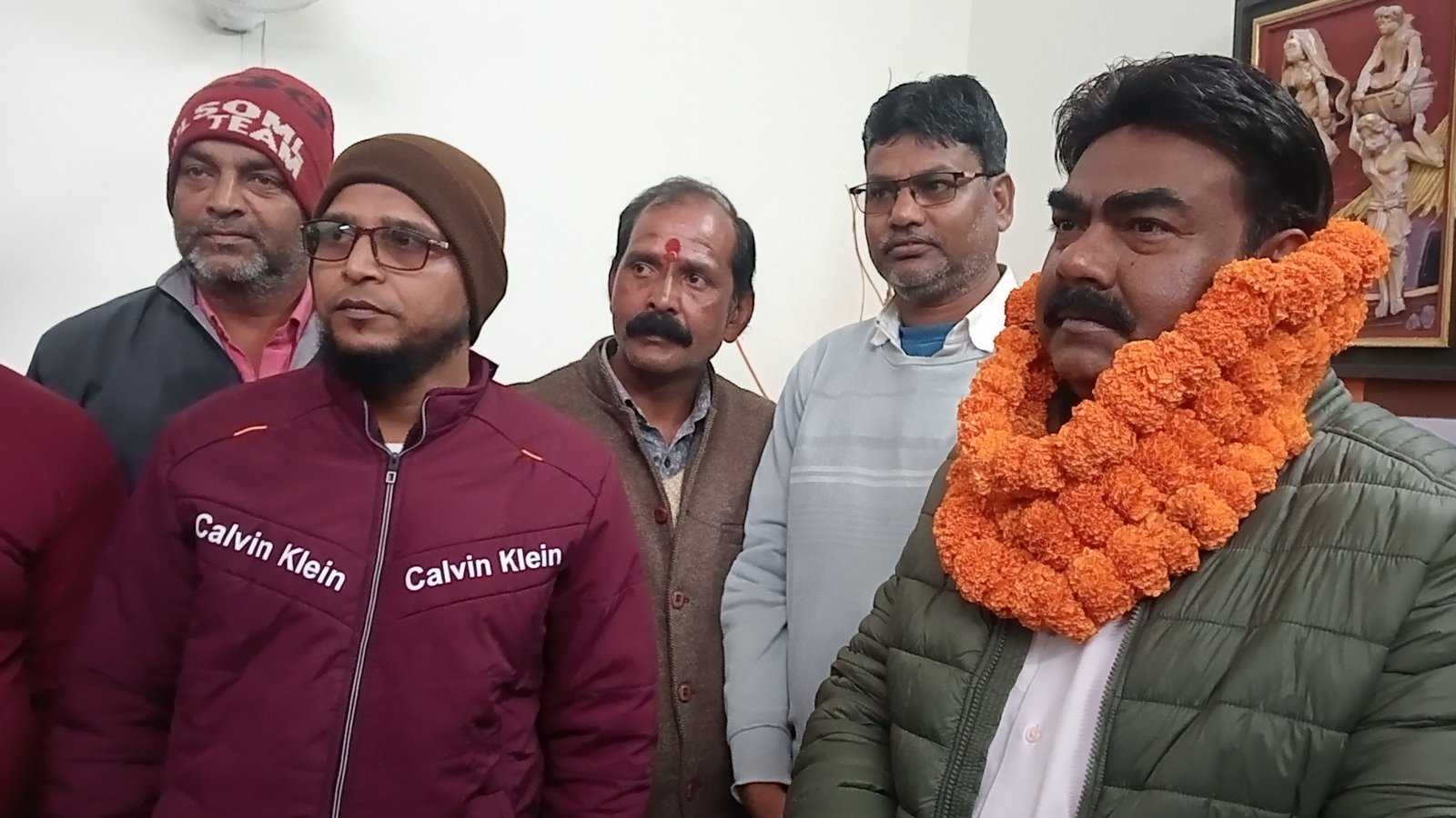 लातेहार टेंपू यूनियन ने ट्रैफिक पुलिस पर उत्पीड़न का लगाया आरोप, विधायक से की मुलाकात लातेहार टेंपू यूनियन ने ट्रैफिक पुलिस पर उत्पीड़न का लगाया आरोप, विधायक से की मुलाकात