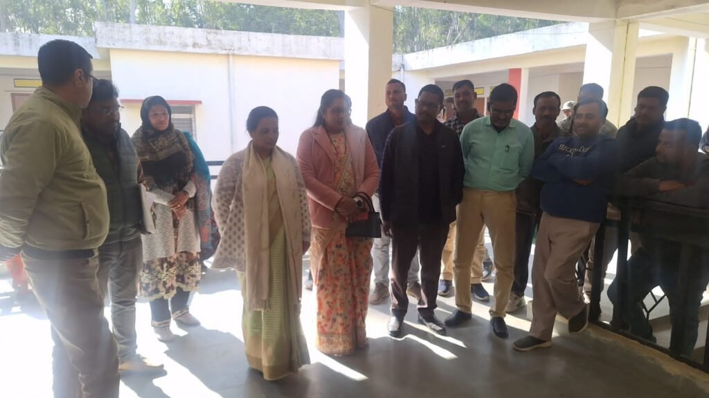लातेहार जिले में कंबल आपूर्ति की गुणवत्ता पर संतोष जताया गया, जिप अध्यक्ष ने की तारीफ लातेहार जिले में कंबल आपूर्ति की गुणवत्ता पर संतोष जताया गया, जिप अध्यक्ष ने की तारीफ