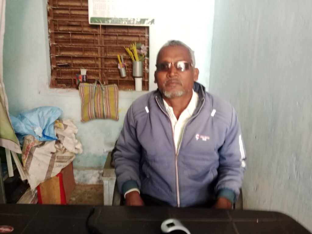 वकुलावन सरकारी स्कूल में दूषित पानी से मिड-डे मील:बच्चों के स्वास्थ्य पर मंडरा रहा खतरा वकुलावन सरकारी स्कूल में दूषित पानी से मिड-डे मील:बच्चों के स्वास्थ्य पर मंडरा रहा खतरा