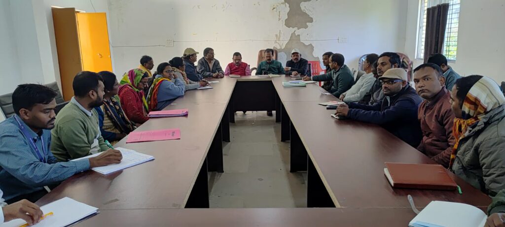 गारू में प्रखण्ड स्तरीय बैंक लिंकेज कमिटी (बीएलबीसी) की बैठक आयोजित, पीएमईजीपी और पीएमएफएमई से संबंधित आवेदनों पर हुई चर्चा गारू में प्रखण्ड स्तरीय बैंक लिंकेज कमिटी (बीएलबीसी) की बैठक आयोजित, पीएमईजीपी और पीएमएफएमई से संबंधित आवेदनों पर हुई चर्चा