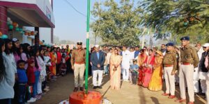 बिशुनपुरा प्रखंड में हर्षौल्लास के साथ मनाया गया गणतंत्र दिवस