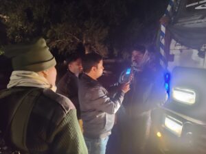 नावा बाजार थाना क्षेत्र अंतर्गत वाहन चेकिंग अभियान चलाया गया