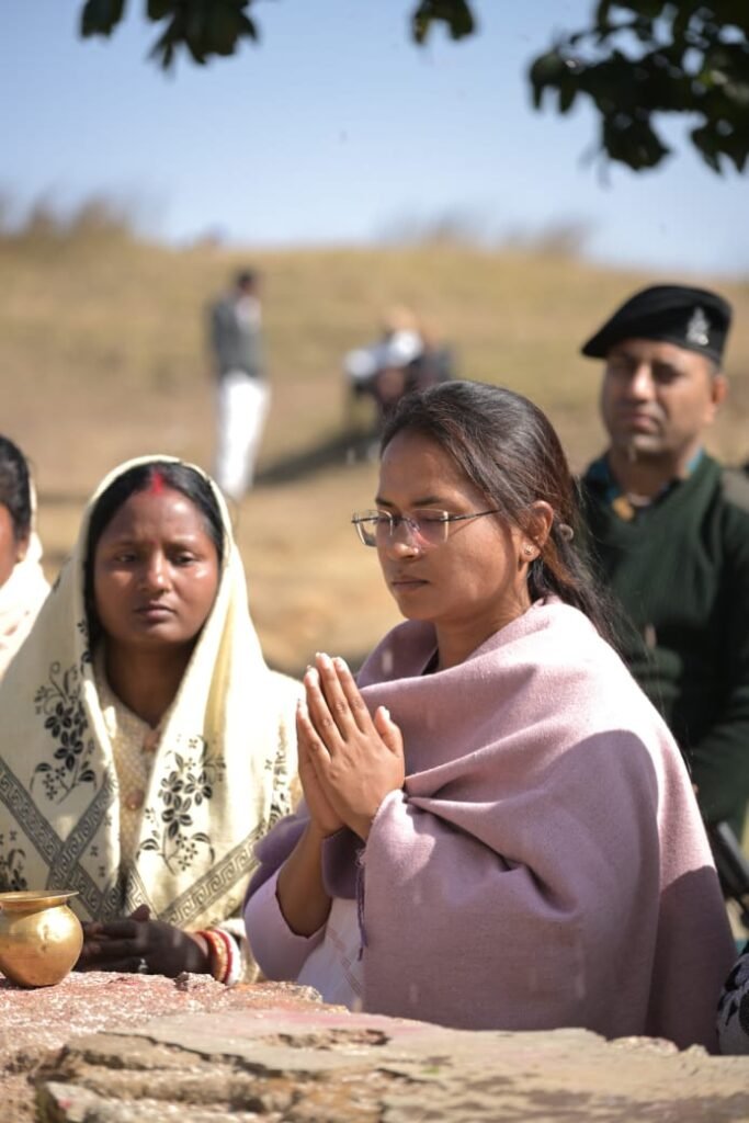शिल्पी नेहा तिर्की अपने विधानसभा क्षेत्र के चान्हो में किया भ्रमण। शिल्पी नेहा तिर्की अपने विधानसभा क्षेत्र के चान्हो में किया भ्रमण।