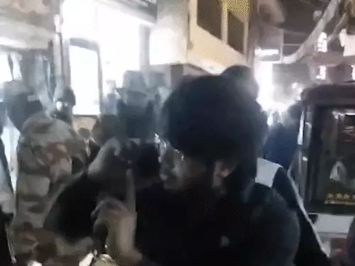 आम आदमी पार्टी विधायक अमानतुल्लाह के बेटे की बाइक जब्त:मोटर व्हीकल एक्ट उल्लंघन पर 20 हजार जुर्माना