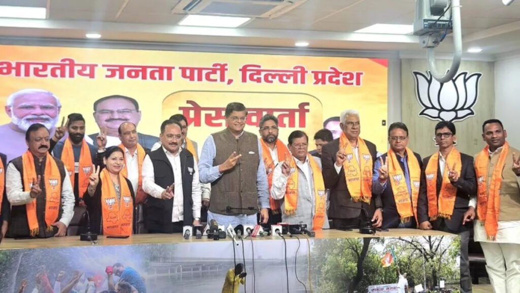 दिल्ली चुनाव 2025: प्रचार के लिए गीतों का सहारा ले रही BJP, मनोज तिवारी के बाद अब निरहुआ का कैंपेन सॉन्ग लॉन्च दिल्ली चुनाव 2025: प्रचार के लिए गीतों का सहारा ले रही BJP, मनोज तिवारी के बाद अब निरहुआ का कैंपेन सॉन्ग लॉन्च