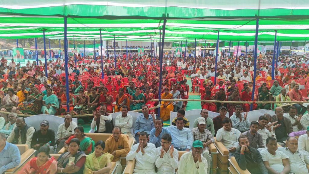 पलामू: प्रमंडल स्तरीय किसान मेला-सह- उद्यान प्रदर्शनी 2025 का हुआ आयोजन