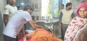 ऑटो के धक्के से एक वृद्ध महिला घायल रेफर