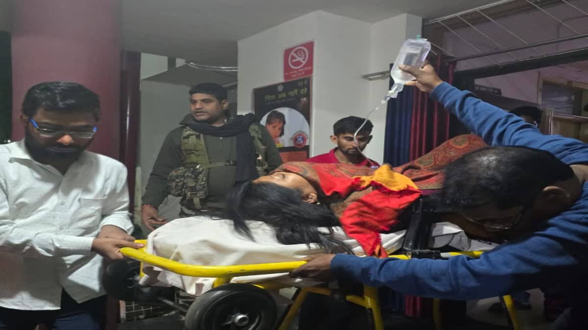 राज्यसभा सांसद महुआ माजी की कार दुर्घटनाग्रस्त, रिम्स रेफर