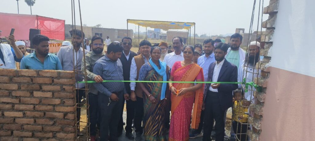 चान्हो के मदरसा चौक में मॉडर्न पब्लिक स्कूल का किया गया उद्घाटन चान्हो के मदरसा चौक में मॉडर्न पब्लिक स्कूल का किया गया उद्घाटन